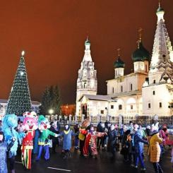 Новогодняя Ярославия: Развлекательная театрализованная программа Шумит гуляет ярмарка+ экскурсия по городу
